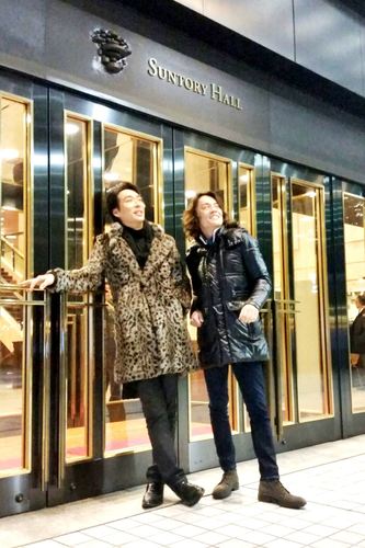 佐野さんとサントリー.jpg